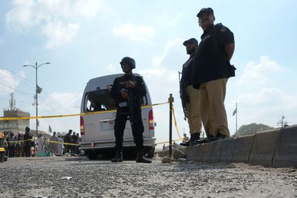 5 Japanese workers escape suicide bombing in Pakistan, attackers killed