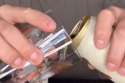 Viral video shows correct way to pour beer; netizens react, 'Never thought of it like that'
